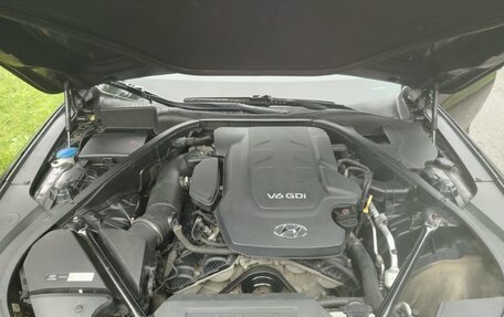 Hyundai Genesis II, 2016 год, 1 998 000 рублей, 2 фотография