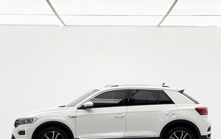 Volkswagen T-Roc I, 2022 год, 1 540 000 рублей, 7 фотография