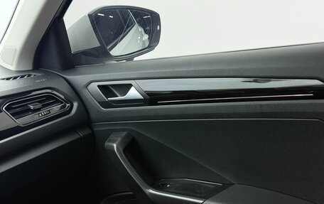 Volkswagen T-Roc I, 2022 год, 1 540 000 рублей, 19 фотография