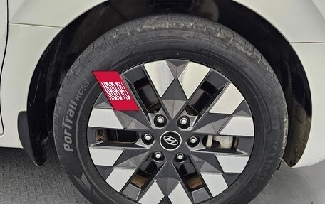 Hyundai Staria, 2022 год, 6 550 000 рублей, 6 фотография