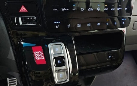 Hyundai Staria, 2022 год, 6 550 000 рублей, 12 фотография