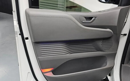 Hyundai Staria, 2022 год, 6 550 000 рублей, 13 фотография