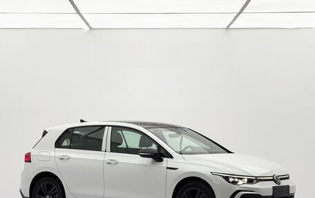 Volkswagen Golf VIII, 2024 год, 2 190 000 рублей, 3 фотография