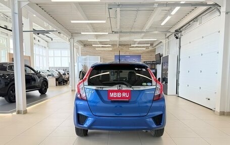 Honda Fit III, 2015 год, 1 129 000 рублей, 5 фотография