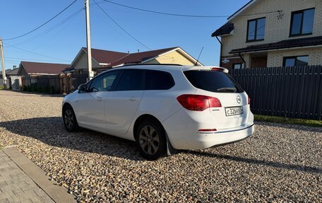 Opel Astra J, 2013 год, 650 000 рублей, 6 фотография