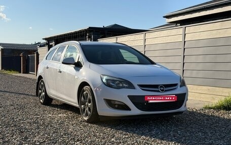 Opel Astra J, 2013 год, 650 000 рублей, 3 фотография