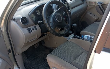Toyota RAV4, 2001 год, 300 000 рублей, 6 фотография