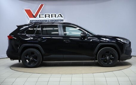 Toyota RAV4, 2021 год, 3 690 000 рублей, 4 фотография