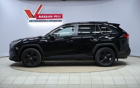 Toyota RAV4, 2021 год, 3 690 000 рублей, 8 фотография