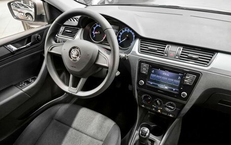 Skoda Rapid I, 2019 год, 1 349 000 рублей, 9 фотография