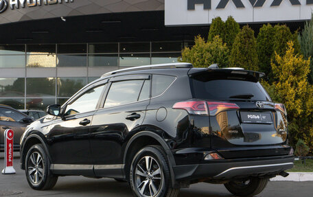 Toyota RAV4, 2017 год, 2 098 000 рублей, 5 фотография