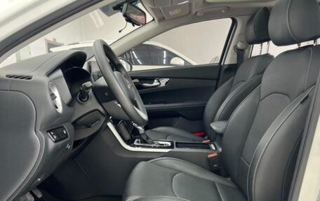 KIA K3, 2022 год, 2 150 000 рублей, 6 фотография