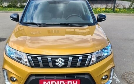 Suzuki Vitara II рестайлинг, 2019 год, 1 999 999 рублей, 3 фотография