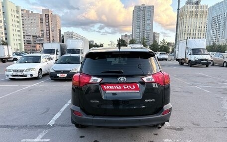 Toyota RAV4, 2014 год, 1 670 000 рублей, 6 фотография