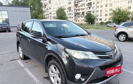 Toyota RAV4, 2014 год, 1 670 000 рублей, 3 фотография
