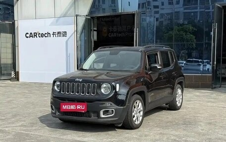 Jeep Renegade I рестайлинг, 2017 год, 1 025 000 рублей, 6 фотография