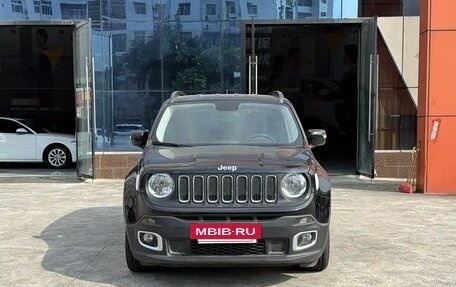 Jeep Renegade I рестайлинг, 2017 год, 1 025 000 рублей, 5 фотография