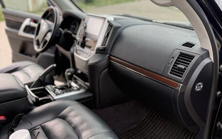 Toyota Land Cruiser 200, 2015 год, 4 600 000 рублей, 8 фотография