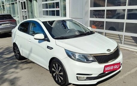 KIA Rio III рестайлинг, 2015 год, 930 000 рублей, 3 фотография
