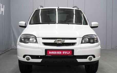 Chevrolet Niva I рестайлинг, 2017 год, 650 000 рублей, 3 фотография