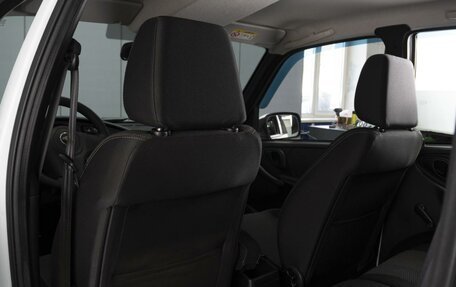 Chevrolet Niva I рестайлинг, 2017 год, 650 000 рублей, 11 фотография