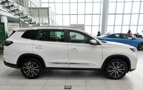 Chery Tiggo 8 Pro, 2023 год, 2 350 000 рублей, 5 фотография