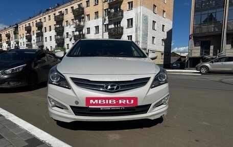 Hyundai Solaris II рестайлинг, 2016 год, 890 000 рублей, 2 фотография