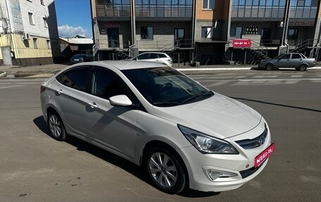 Hyundai Solaris II рестайлинг, 2016 год, 890 000 рублей, 1 фотография