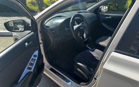 Hyundai Solaris II рестайлинг, 2016 год, 890 000 рублей, 11 фотография