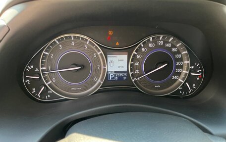 Infiniti QX56, 2012 год, 2 200 000 рублей, 13 фотография