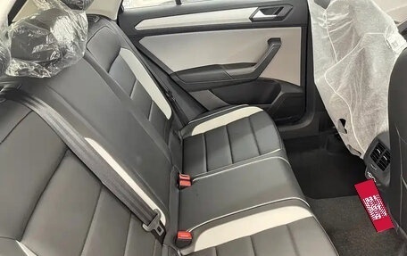 Volkswagen T-Roc I, 2026 год, 2 500 000 рублей, 11 фотография
