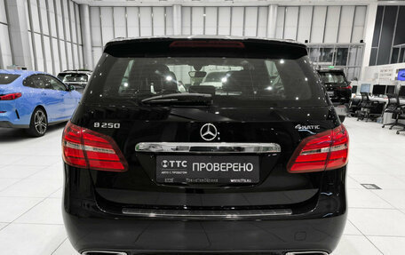Mercedes-Benz B-Класс, 2018 год, 2 650 000 рублей, 10 фотография
