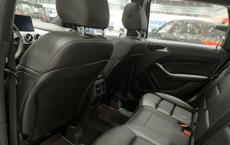 Mercedes-Benz B-Класс, 2018 год, 2 650 000 рублей, 16 фотография