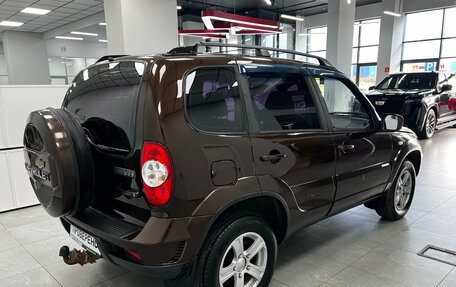 Chevrolet Niva I рестайлинг, 2011 год, 470 000 рублей, 3 фотография