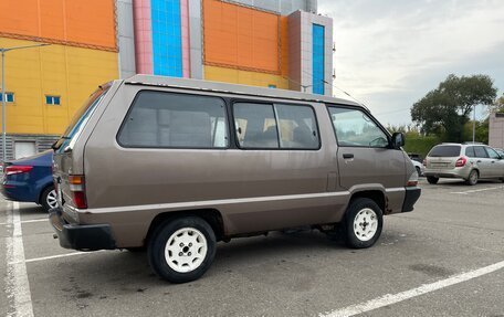 Toyota Town Ace III, 1989 год, 250 000 рублей, 4 фотография