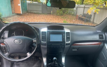 Toyota Land Cruiser Prado 120 рестайлинг, 2008 год, 1 700 000 рублей, 10 фотография