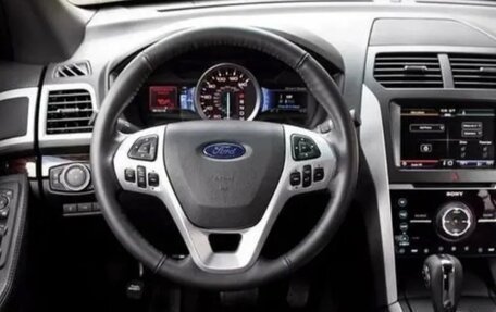 Ford Explorer VI, 2014 год, 2 105 000 рублей, 4 фотография
