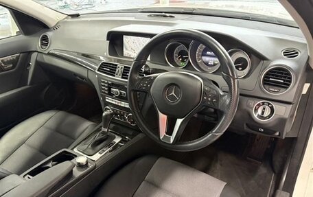 Mercedes-Benz C-Класс, 2013 год, 1 100 000 рублей, 7 фотография