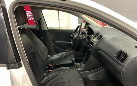 Volkswagen Polo VI (EU Market), 2015 год, 399 000 рублей, 17 фотография