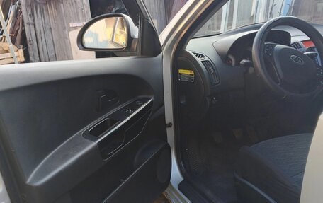 KIA cee'd I рестайлинг, 2007 год, 330 000 рублей, 6 фотография