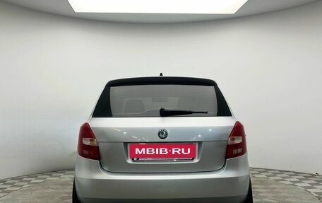 Skoda Fabia II, 2010 год, 381 000 рублей, 6 фотография