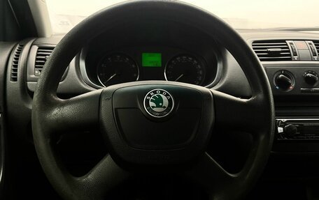 Skoda Fabia II, 2010 год, 381 000 рублей, 20 фотография