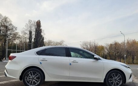 KIA Cerato IV, 2022 год, 1 750 000 рублей, 5 фотография