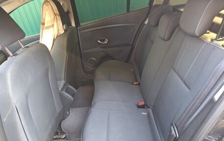 Renault Megane III, 2011 год, 950 000 рублей, 12 фотография