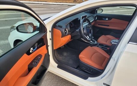 KIA Cerato IV, 2022 год, 1 750 000 рублей, 10 фотография