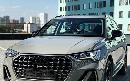 Audi Q3, 2022 год, 2 750 000 рублей, 4 фотография
