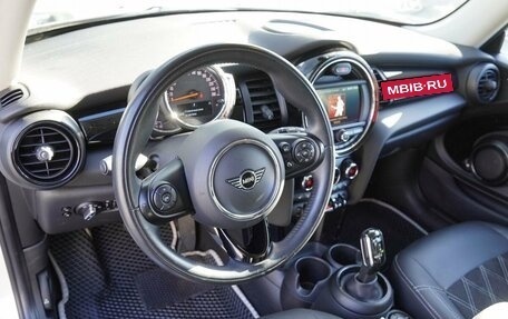 MINI Hatch, 2021 год, 2 690 000 рублей, 11 фотография