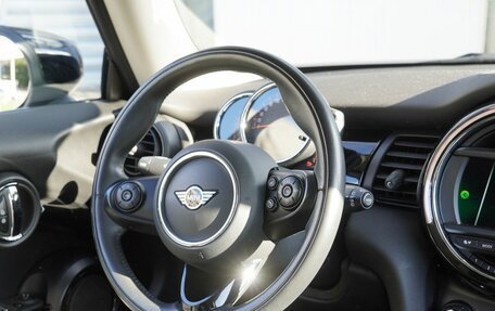 MINI Hatch, 2021 год, 2 690 000 рублей, 18 фотография