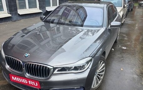BMW 7 серия, 2016 год, 4 200 000 рублей, 1 фотография