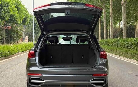 Audi Q3, 2023 год, 2 040 000 рублей, 22 фотография